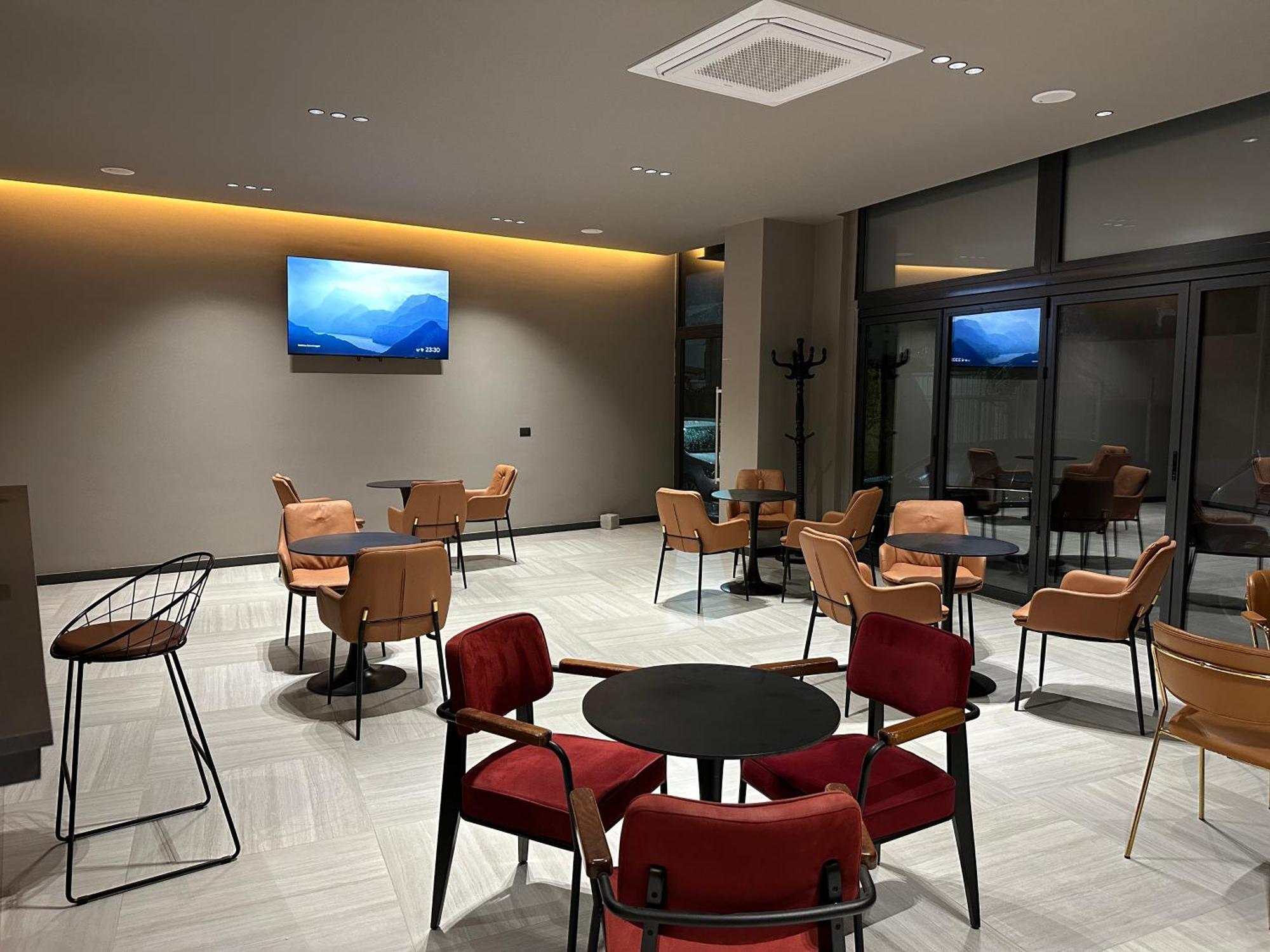 The Roots Boutique Hotel Shkodër Dış mekan fotoğraf