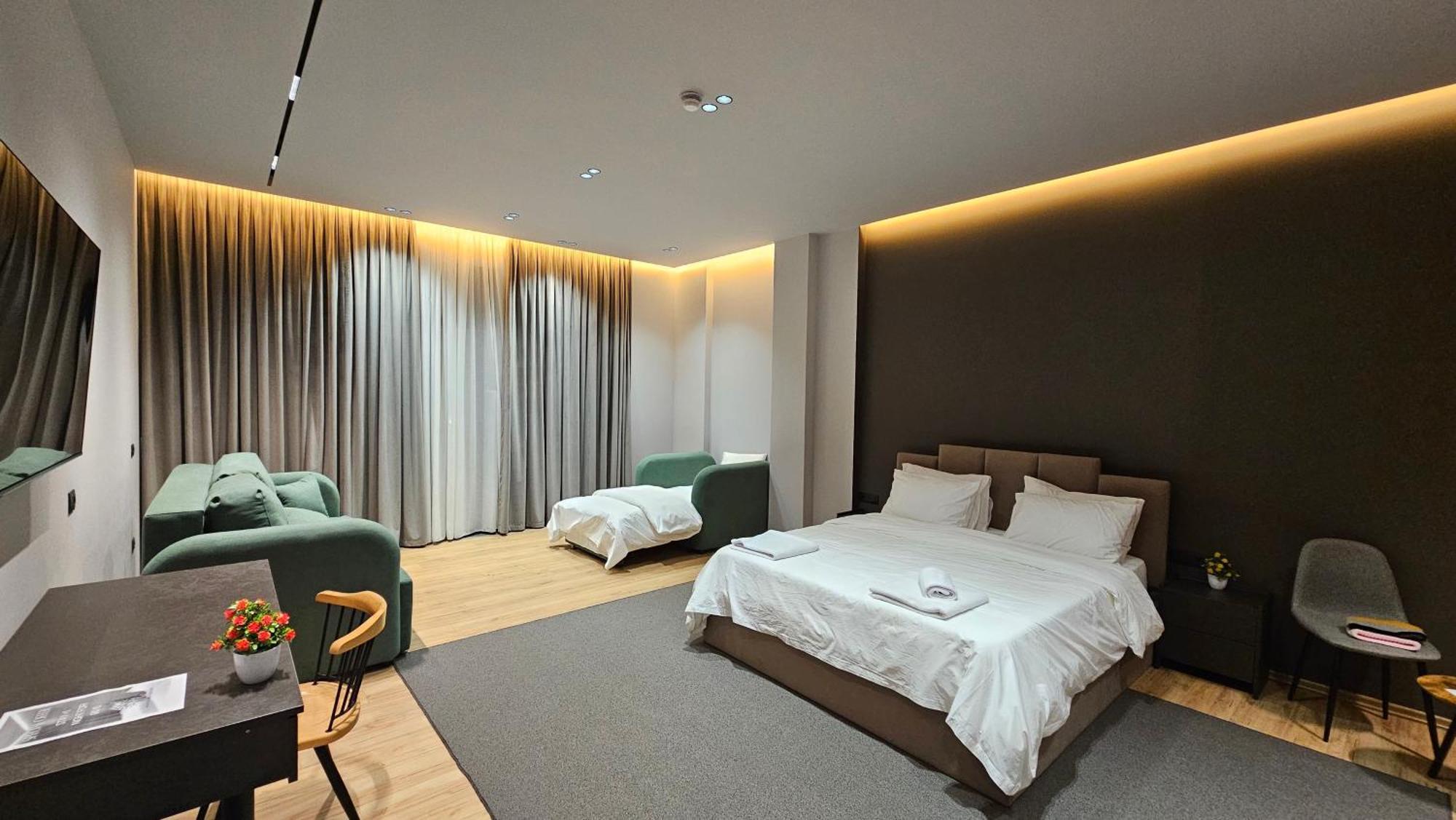 The Roots Boutique Hotel Shkodër Dış mekan fotoğraf